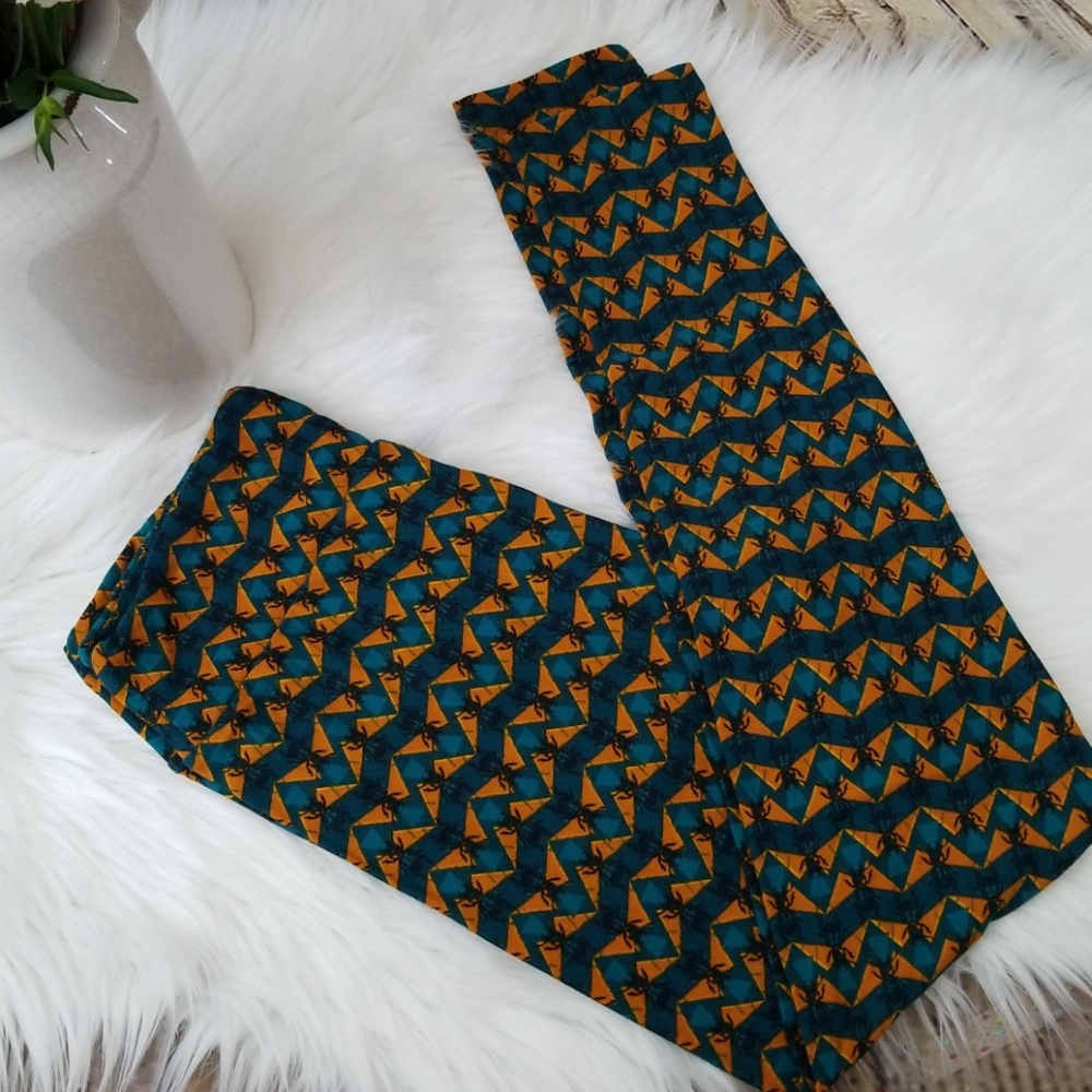 💰Sold Local💰 LuLaRoe OS Leggings - Picture 3 of 5